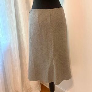 BANANA REPUBLIC WOOL Skirt || Office Attire || Corporate Attire Size 4